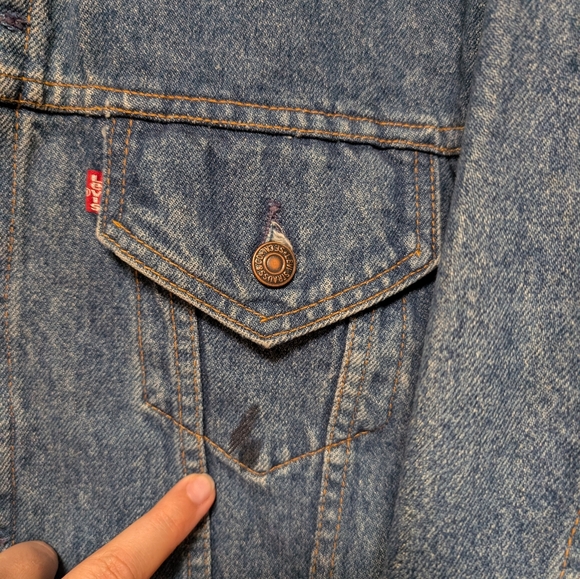 Vintage Levi’s 70507 USA-Made Denim Trucker Jacket | Size M - Picture 3 of 11